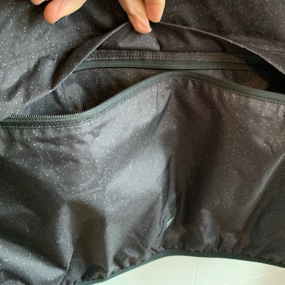 Décathlon Rain shell running jacket New! - Picture 7 of 14